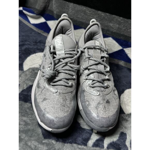 Under Armour Harper 8 Elite Mens 7.5 Halo Grey Metal Baseball Cleats 3026588-102 - Picture 7 of 10